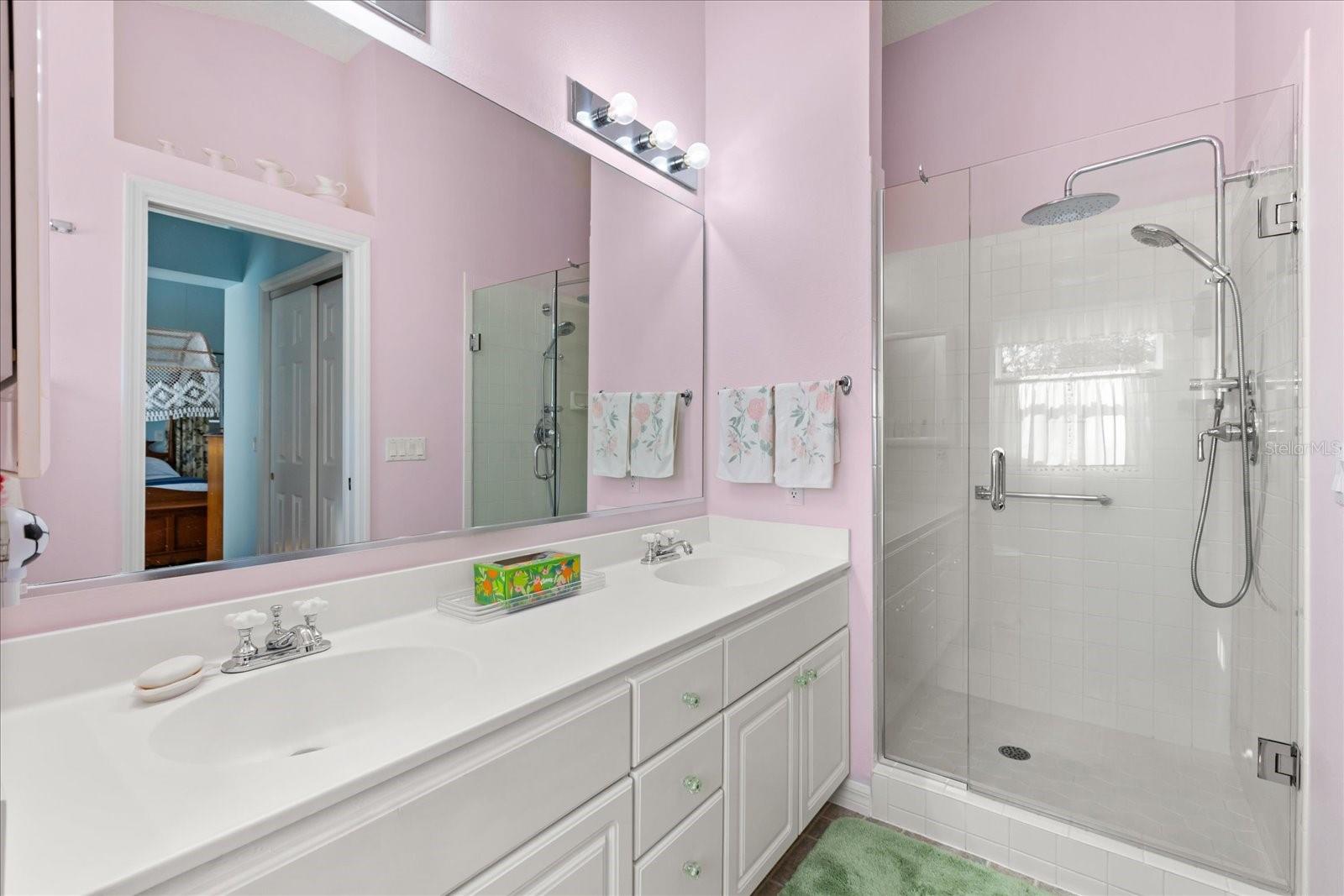 Image 24 of 31 For 1301 Fontana Court