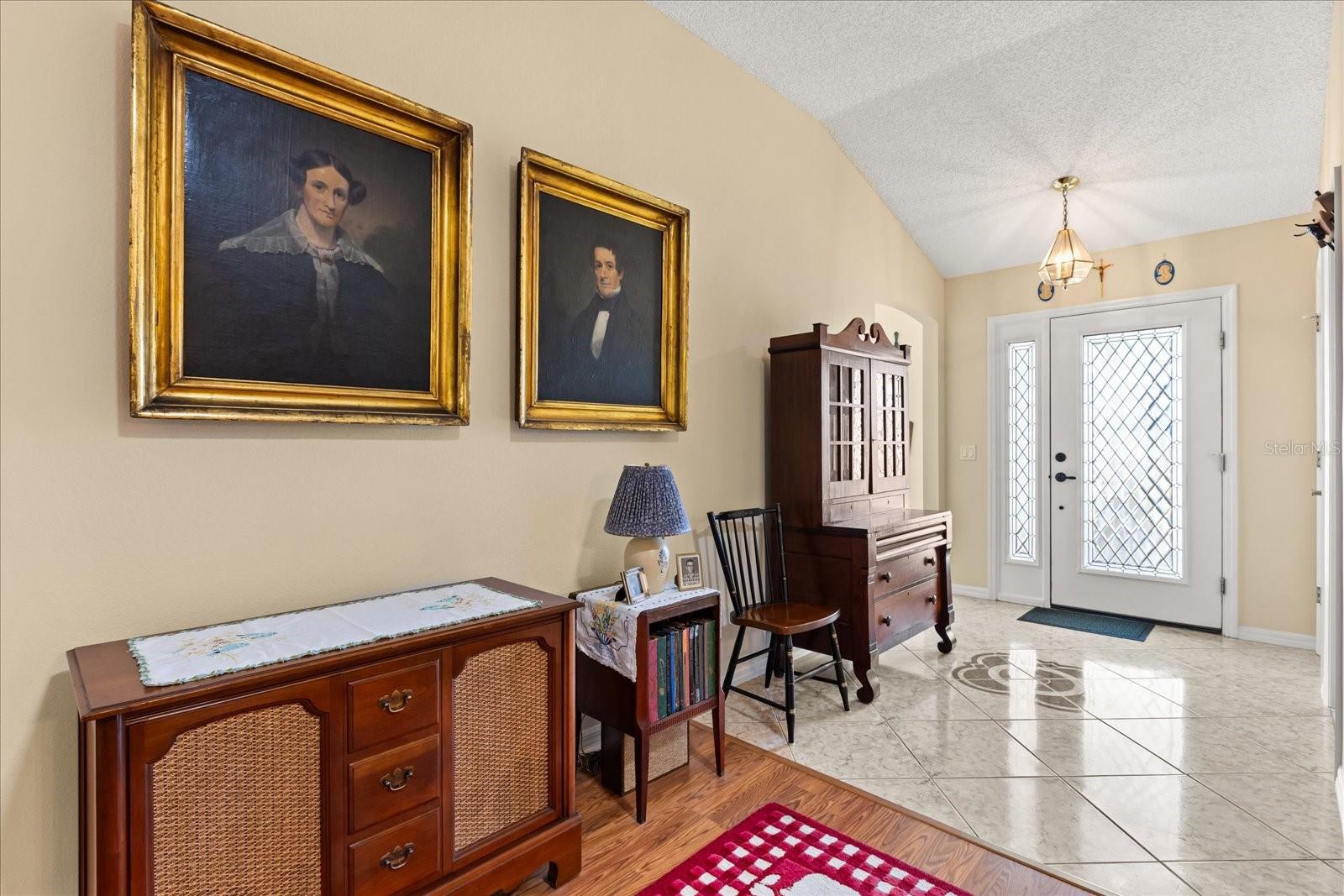 Image 6 of 31 For 1301 Fontana Court