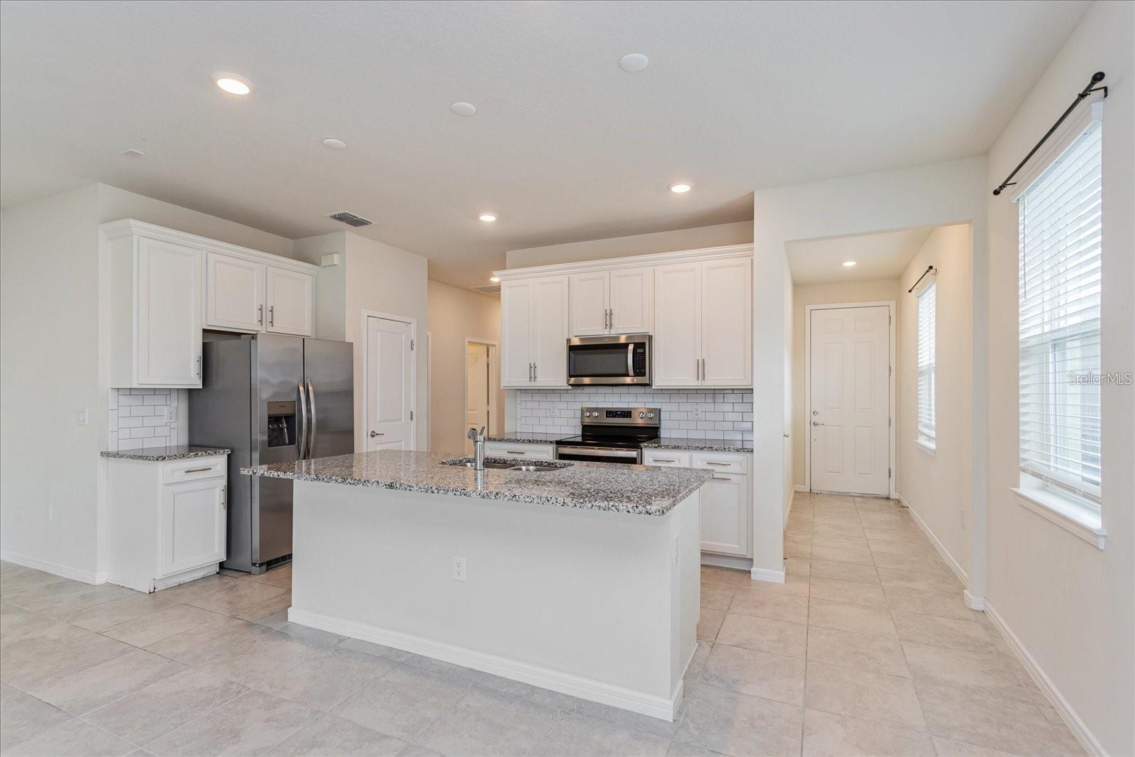 Image 2 of 10 For 2501 Southlawn Lane