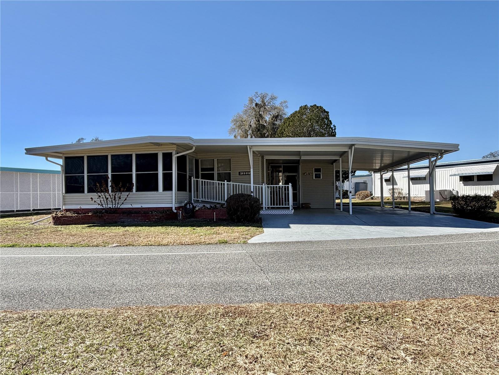 Details for 353 Palo Verde Drive, LEESBURG, FL 34748