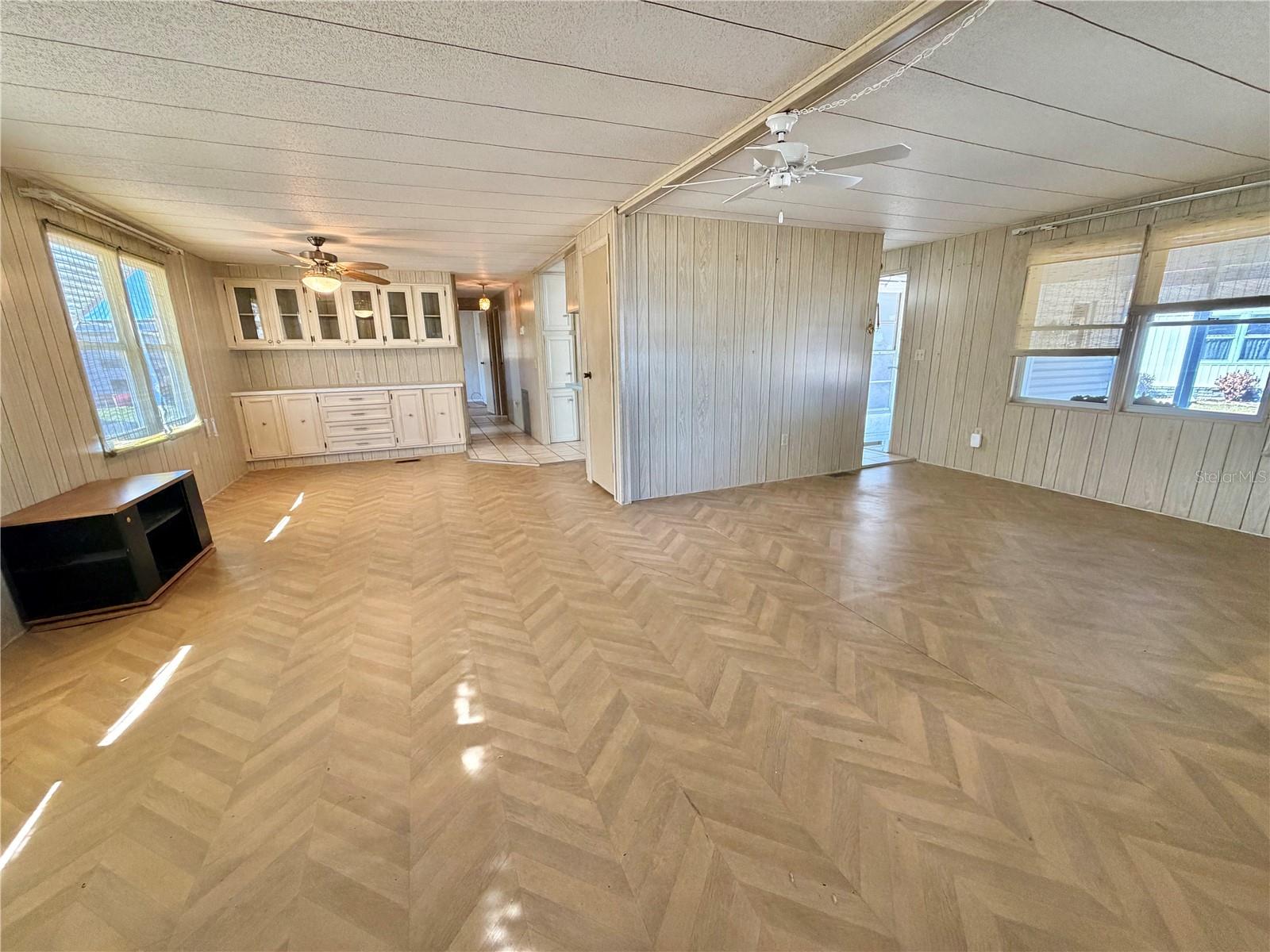 Image 10 of 56 For 353 Palo Verde Drive