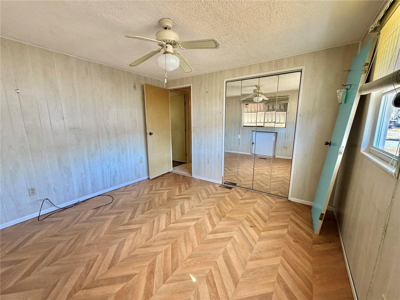 Image 27 of 56 For 353 Palo Verde Drive