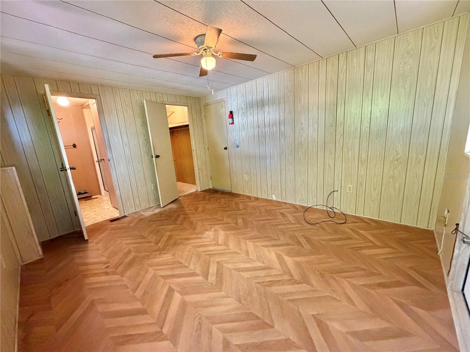 Image 29 of 56 For 353 Palo Verde Drive