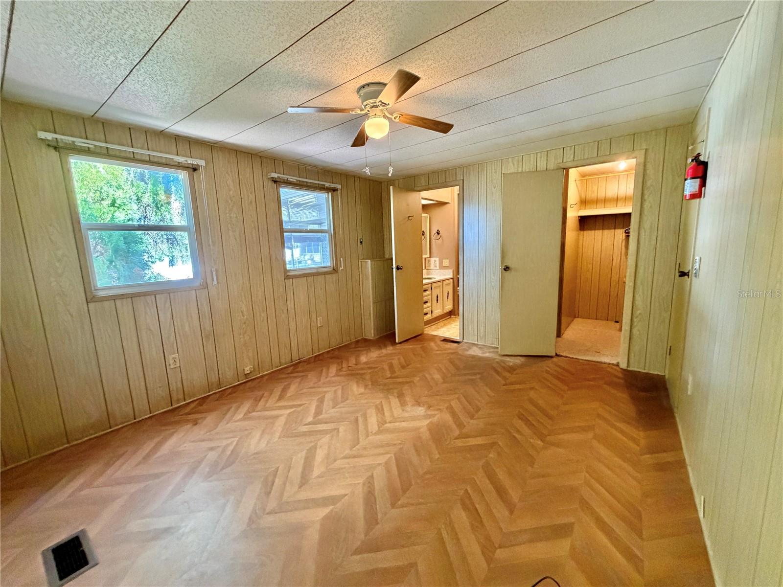 Image 31 of 56 For 353 Palo Verde Drive