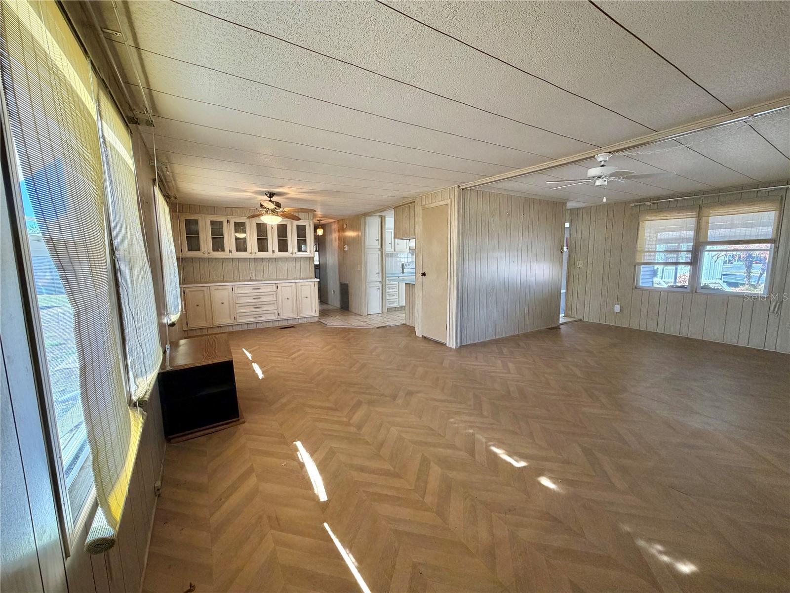 Image 4 of 56 For 353 Palo Verde Drive