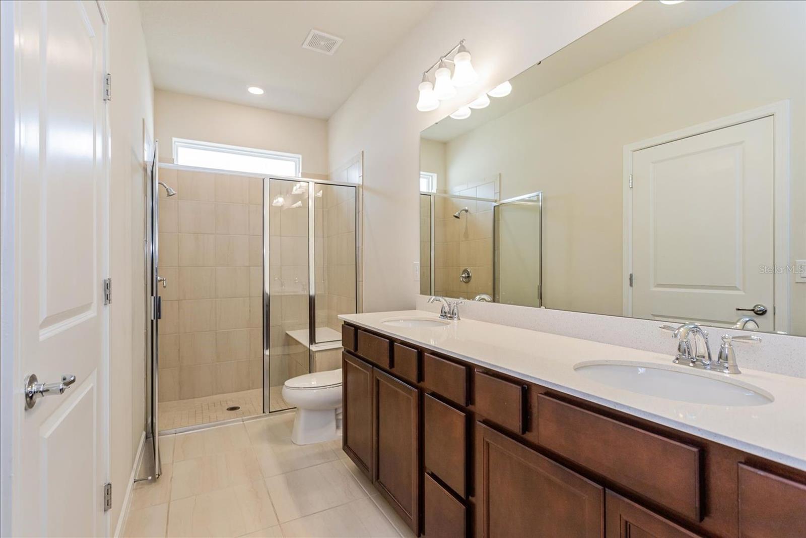 Image 3 of 17 For 17504 Saw Palmetto Avenue