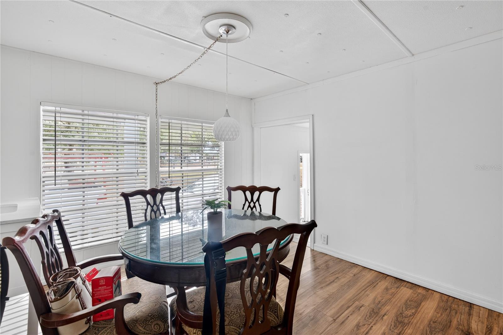 Image 14 of 29 For 4291 Fort Apache Place