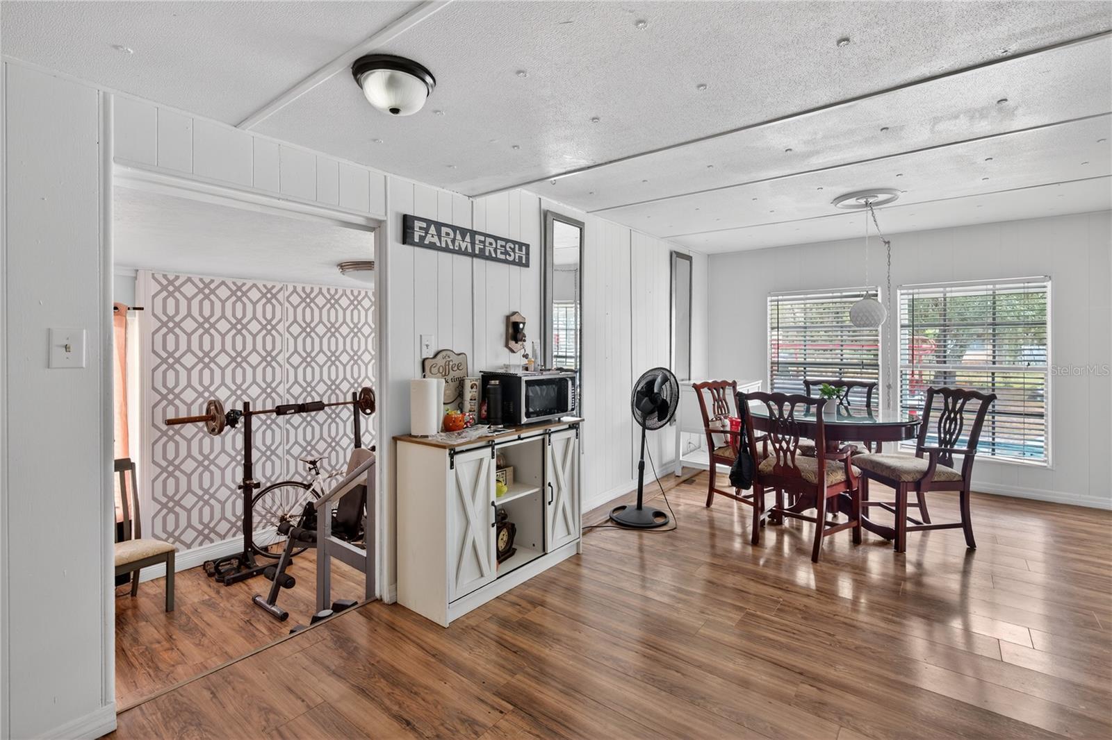 Image 20 of 29 For 4291 Fort Apache Place