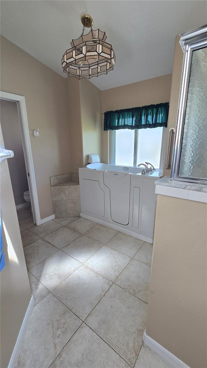 Image 26 of 59 For 6501 Borg Street