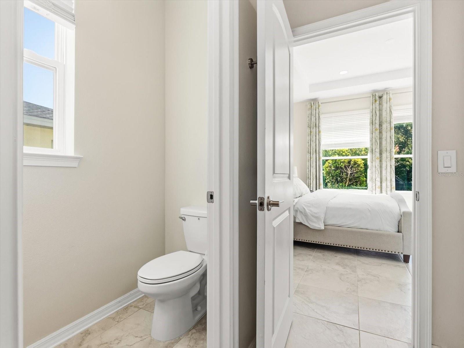 Image 23 of 44 For 17422 Channel Way