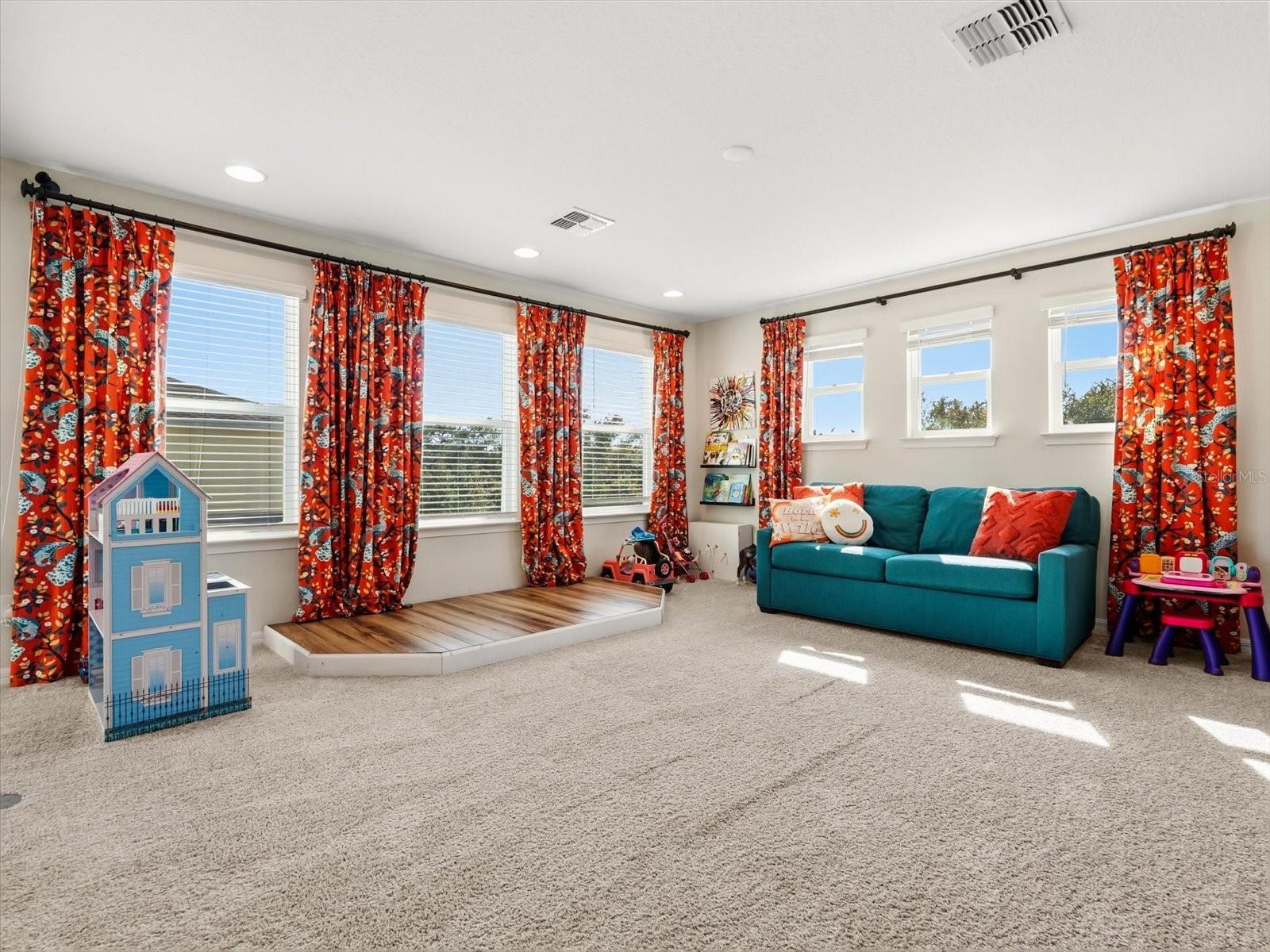 Image 24 of 44 For 17422 Channel Way