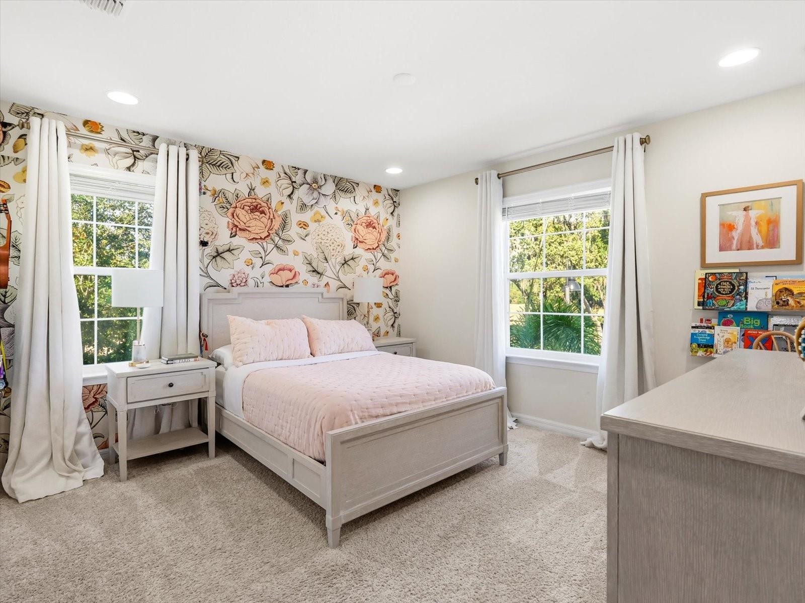 Image 26 of 44 For 17422 Channel Way