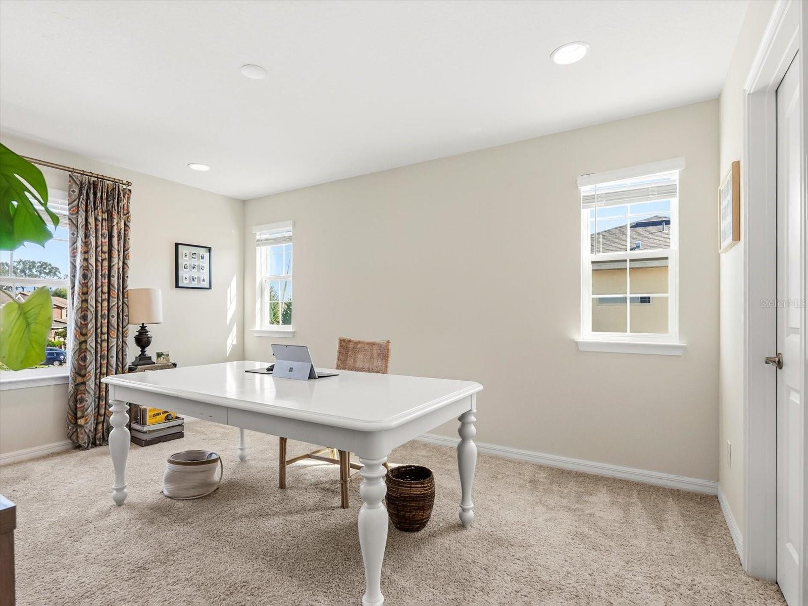 Image 28 of 44 For 17422 Channel Way