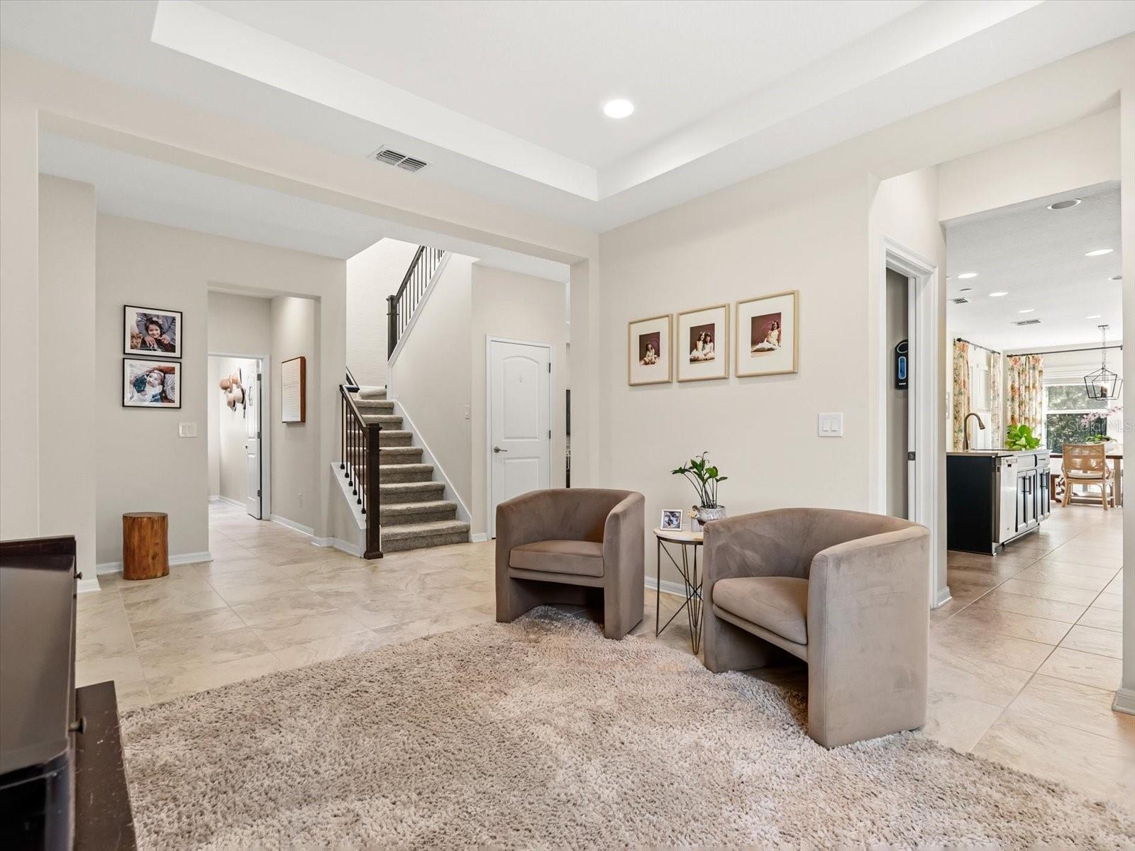 Image 3 of 44 For 17422 Channel Way