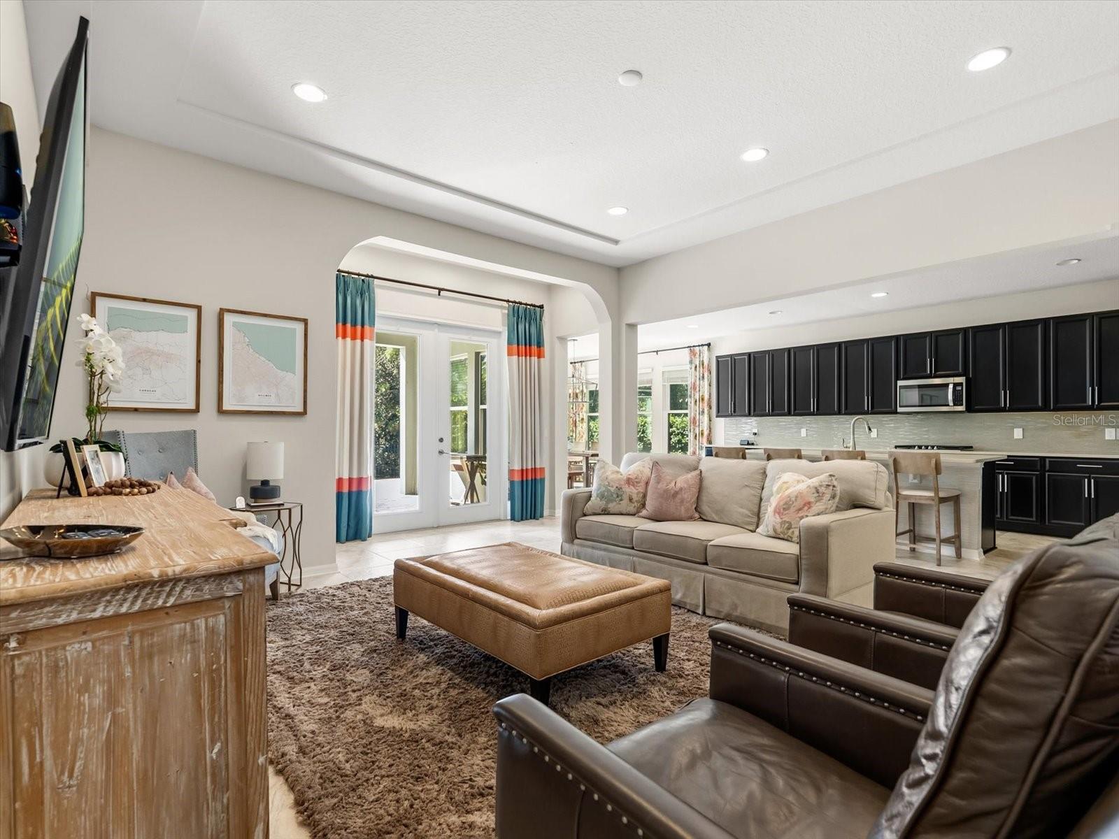 Image 4 of 44 For 17422 Channel Way