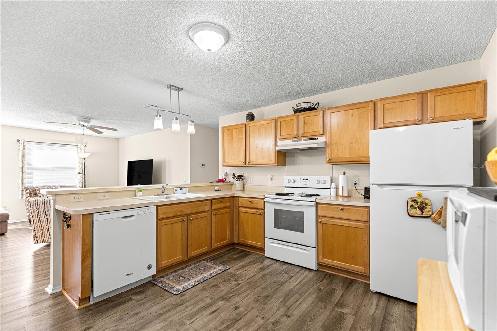 Image 11 of 45 For 16938 94th Sunnybrook Circle