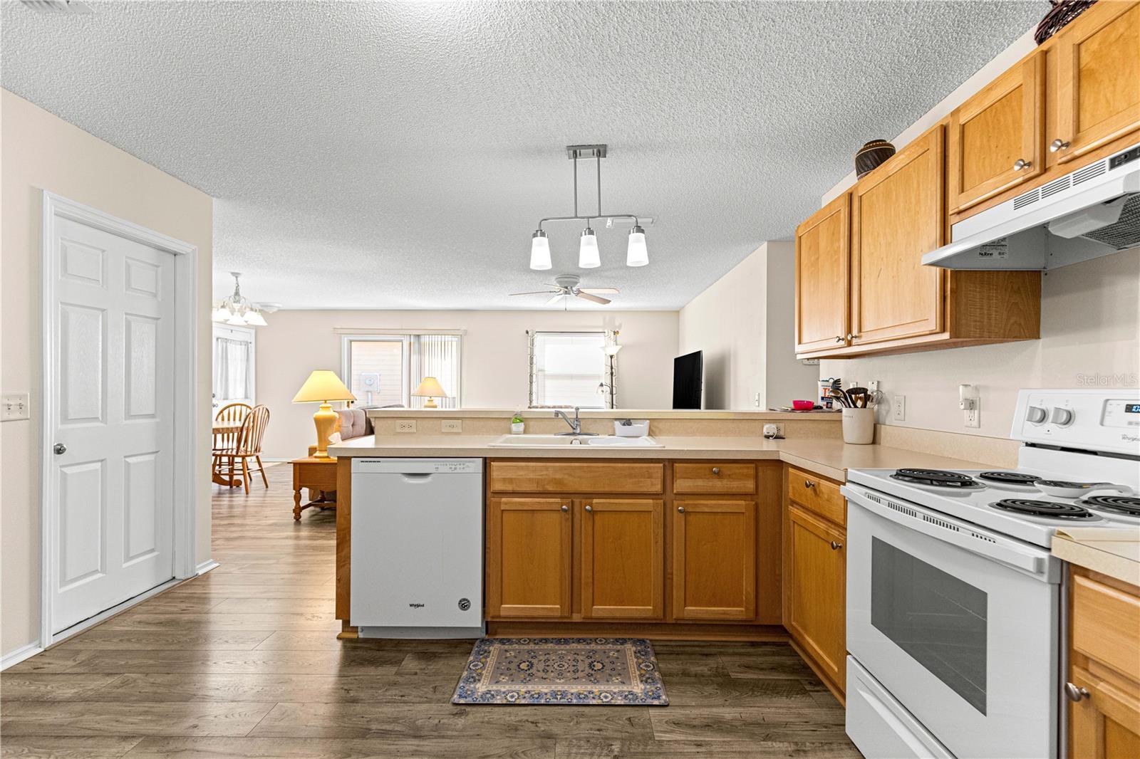 Image 13 of 45 For 16938 94th Sunnybrook Circle