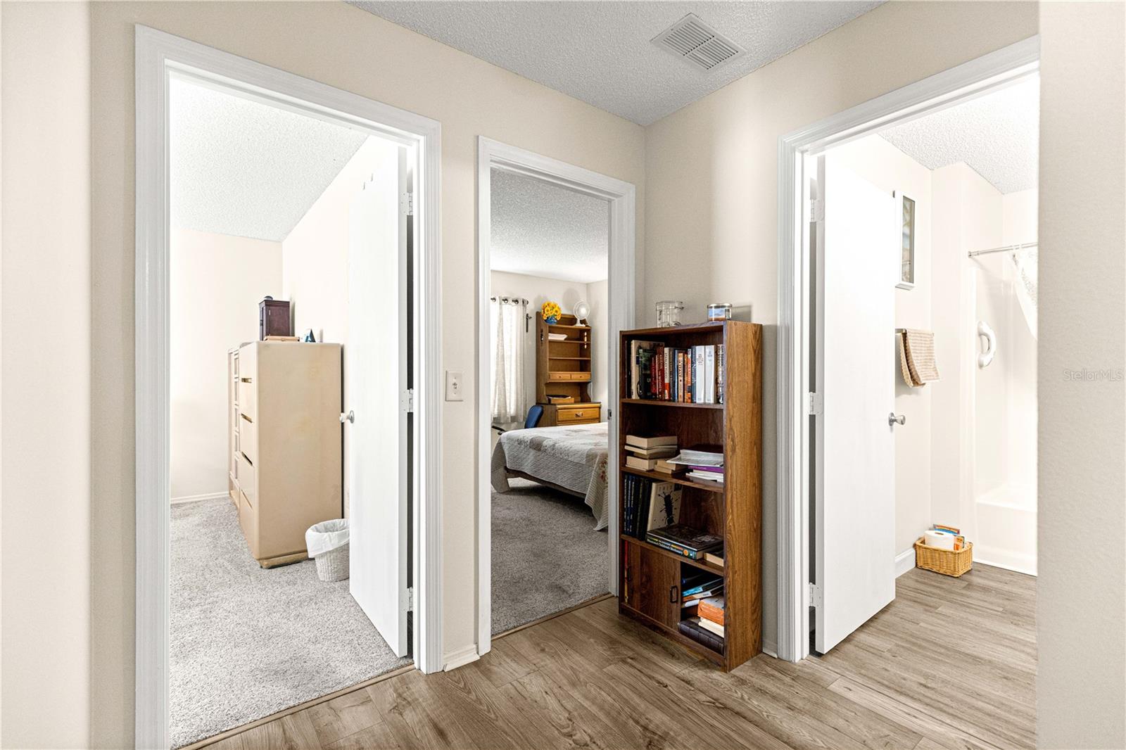 Image 24 of 45 For 16938 94th Sunnybrook Circle