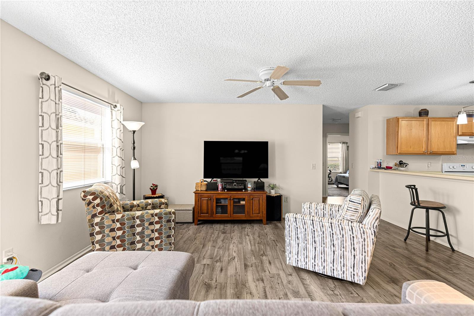 Image 6 of 45 For 16938 94th Sunnybrook Circle