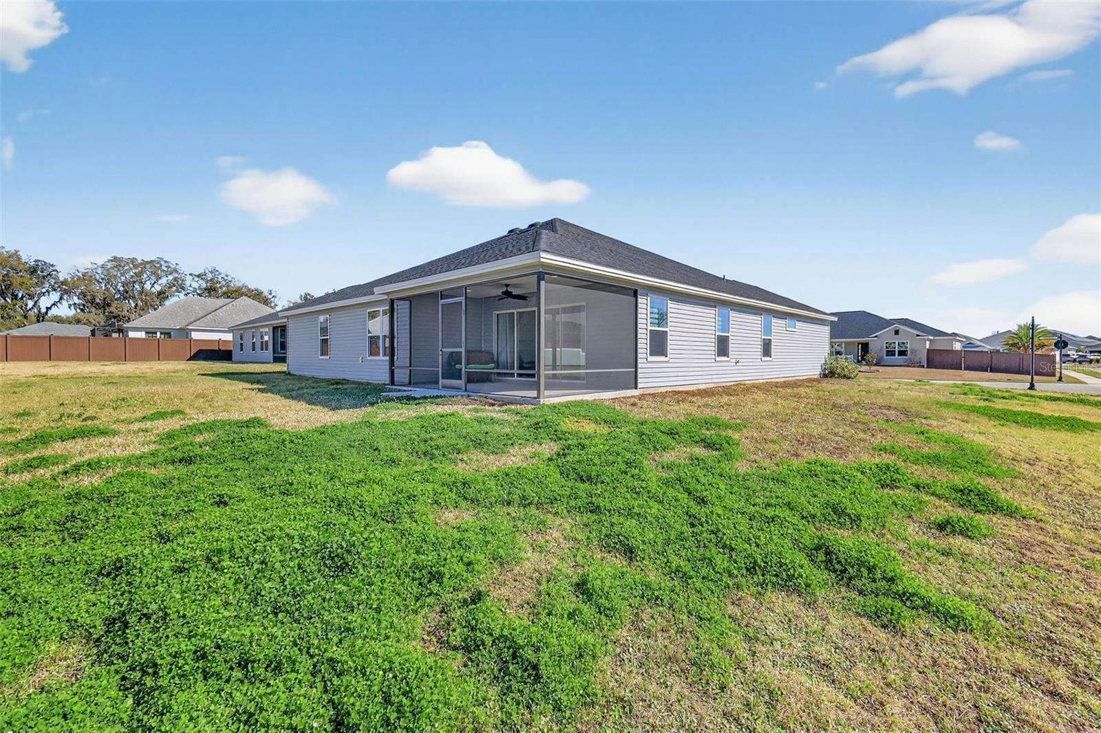 Image 44 of 45 For 11380 Soutar Avenue