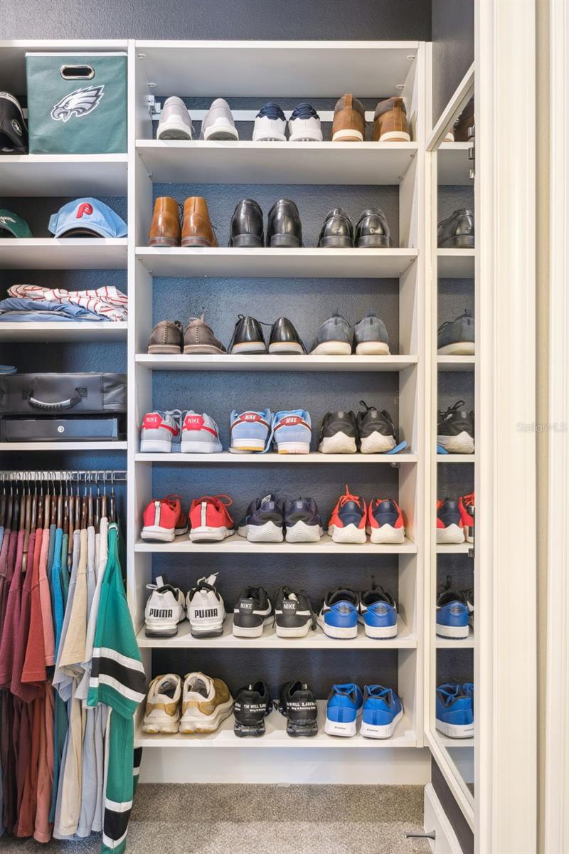 Image 18 of 34 For 236 Messina Pl