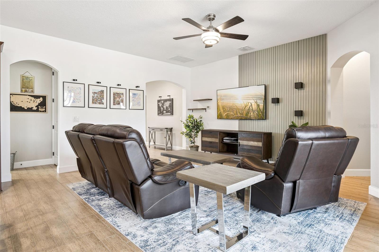 Image 5 of 34 For 236 Messina Pl