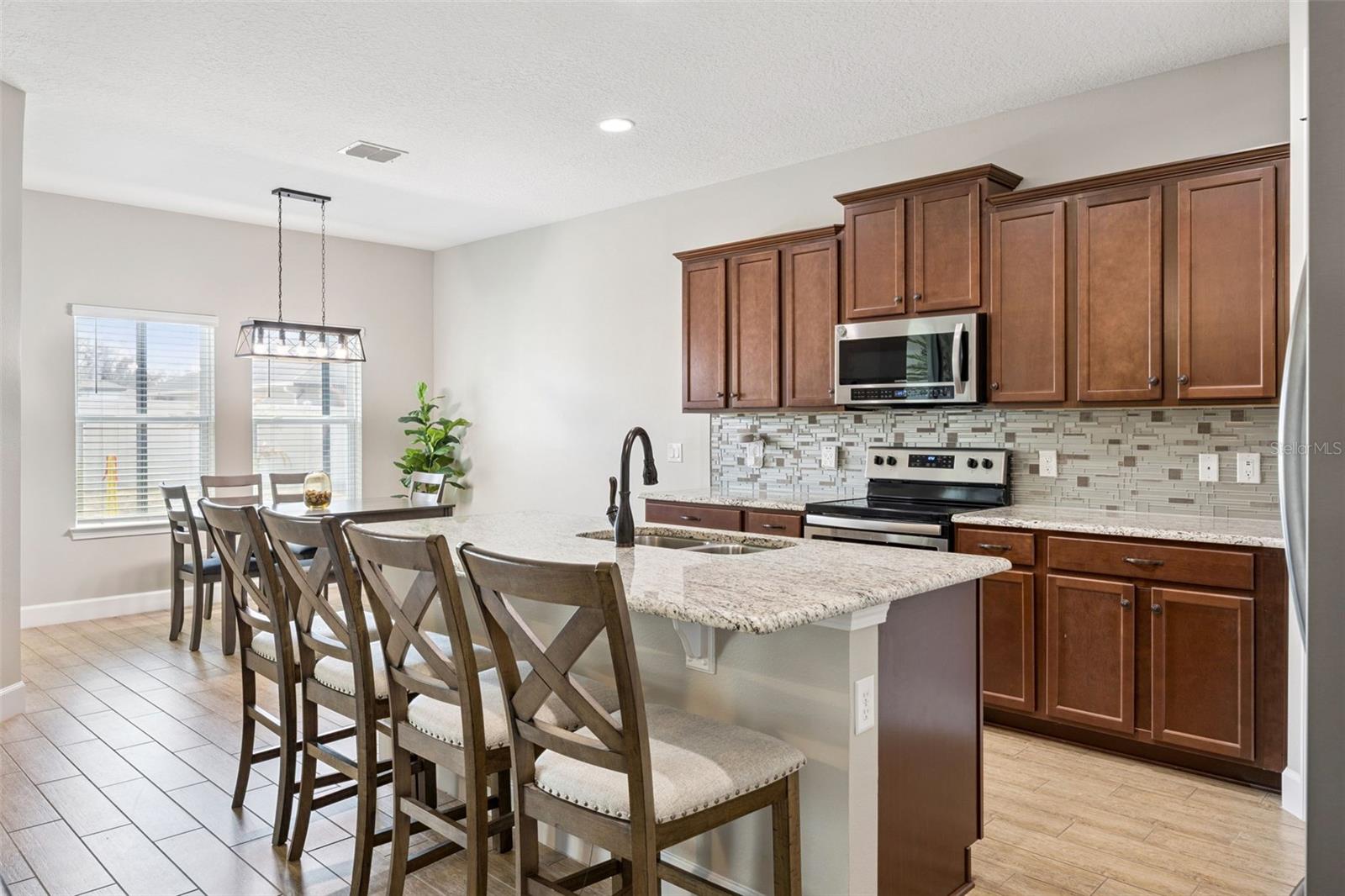 Image 7 of 34 For 236 Messina Pl