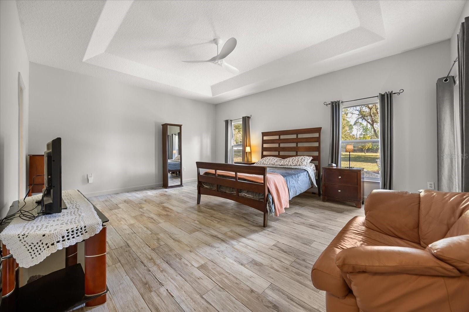 Image 15 of 42 For 7624 Lake Angelina Drive