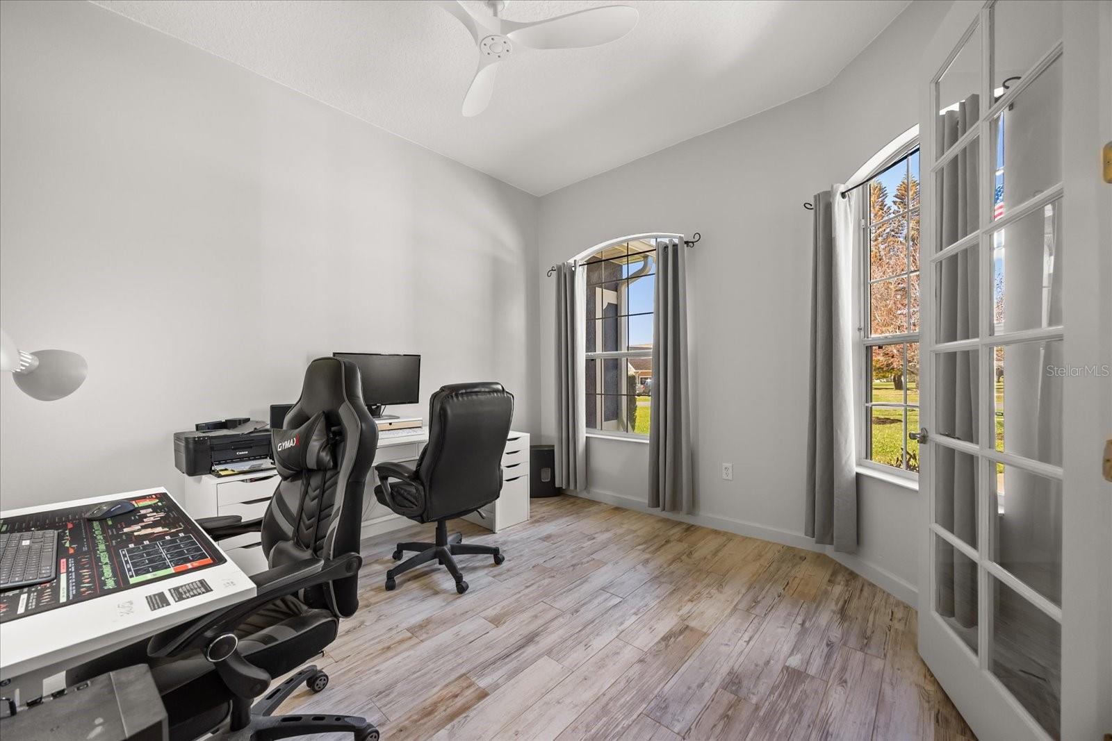 Image 18 of 42 For 7624 Lake Angelina Drive