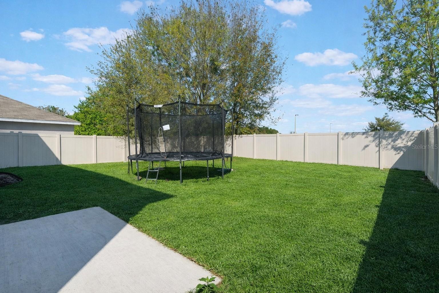 Image 35 of 41 For 8595 Triumph Circle