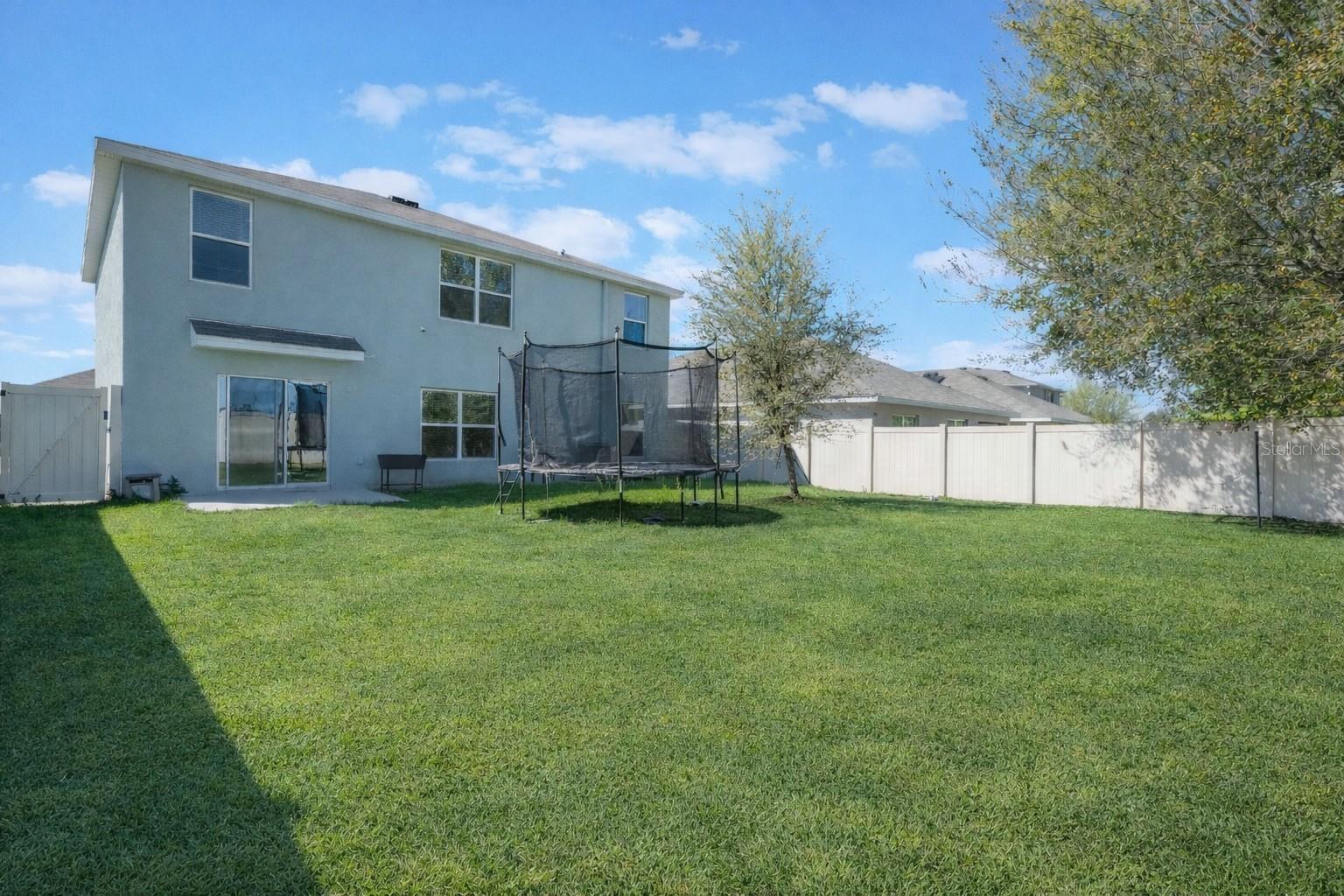 Image 36 of 41 For 8595 Triumph Circle