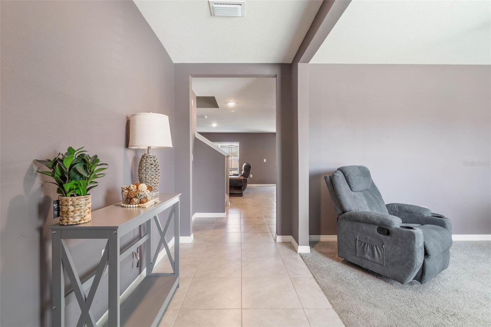 Image 4 of 41 For 8595 Triumph Circle