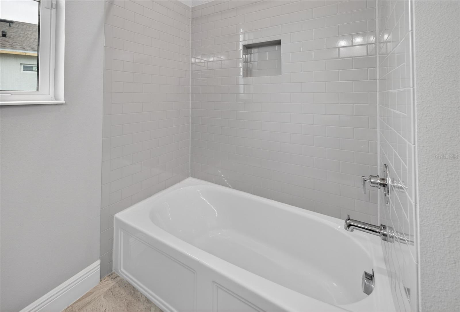 Image 48 of 65 For 3954 Kennebunk Loop