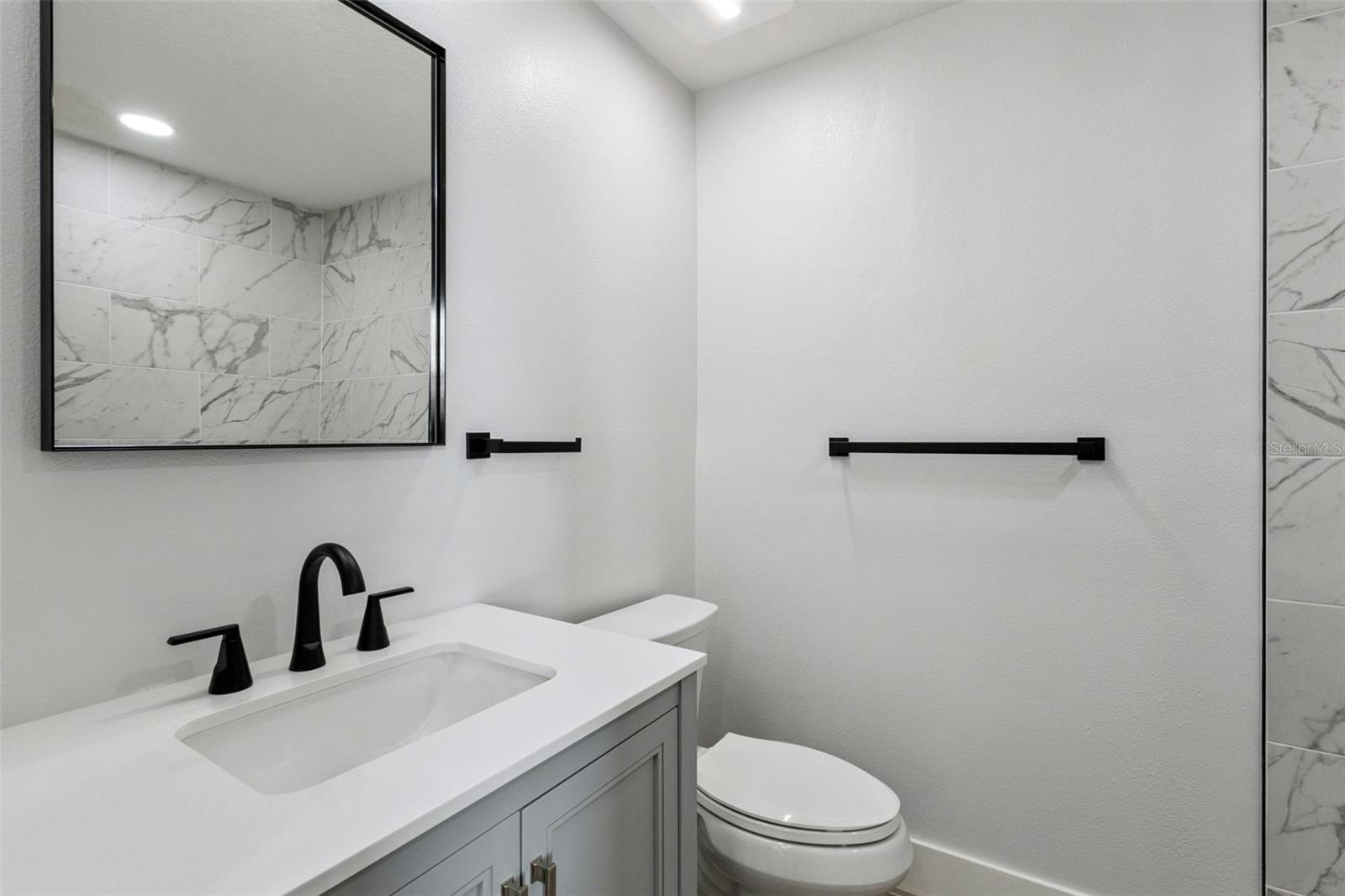 Image 30 of 47 For 118 Grandview Street