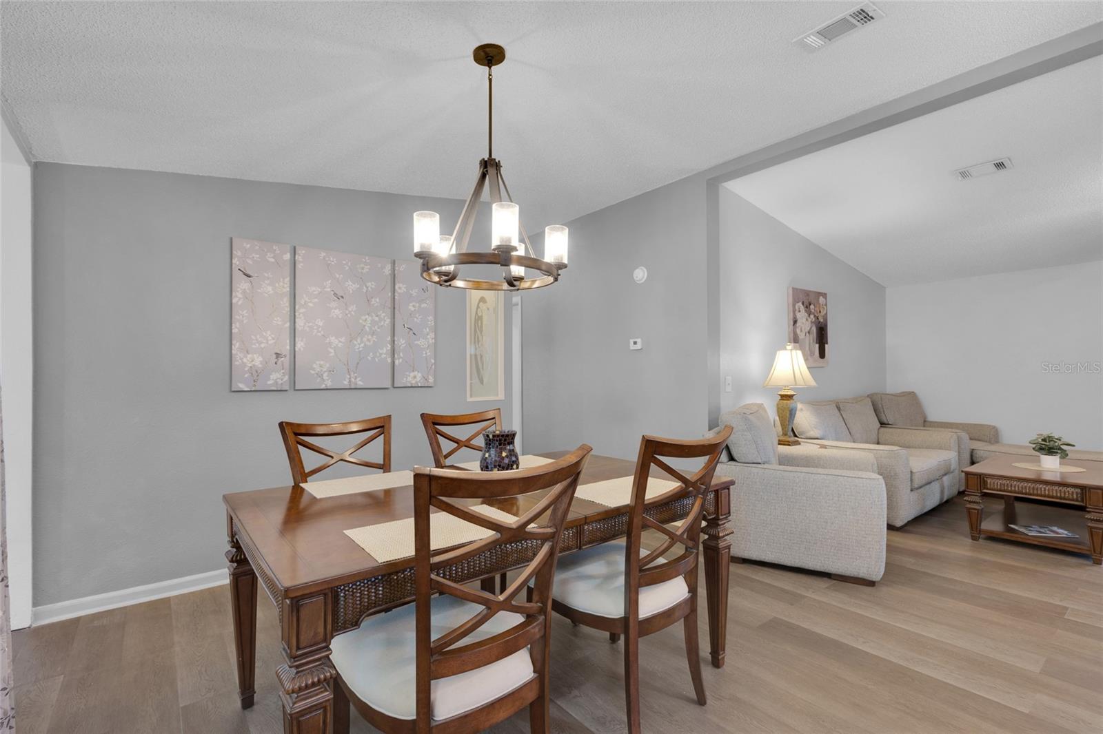 Image 23 of 38 For 1625 Pinehurst Drive