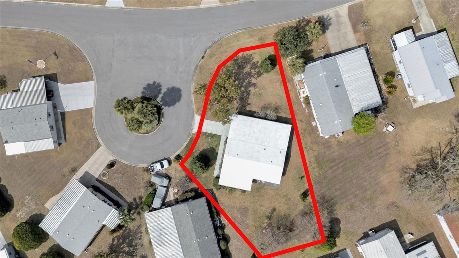 Image 4 of 38 For 1625 Pinehurst Drive