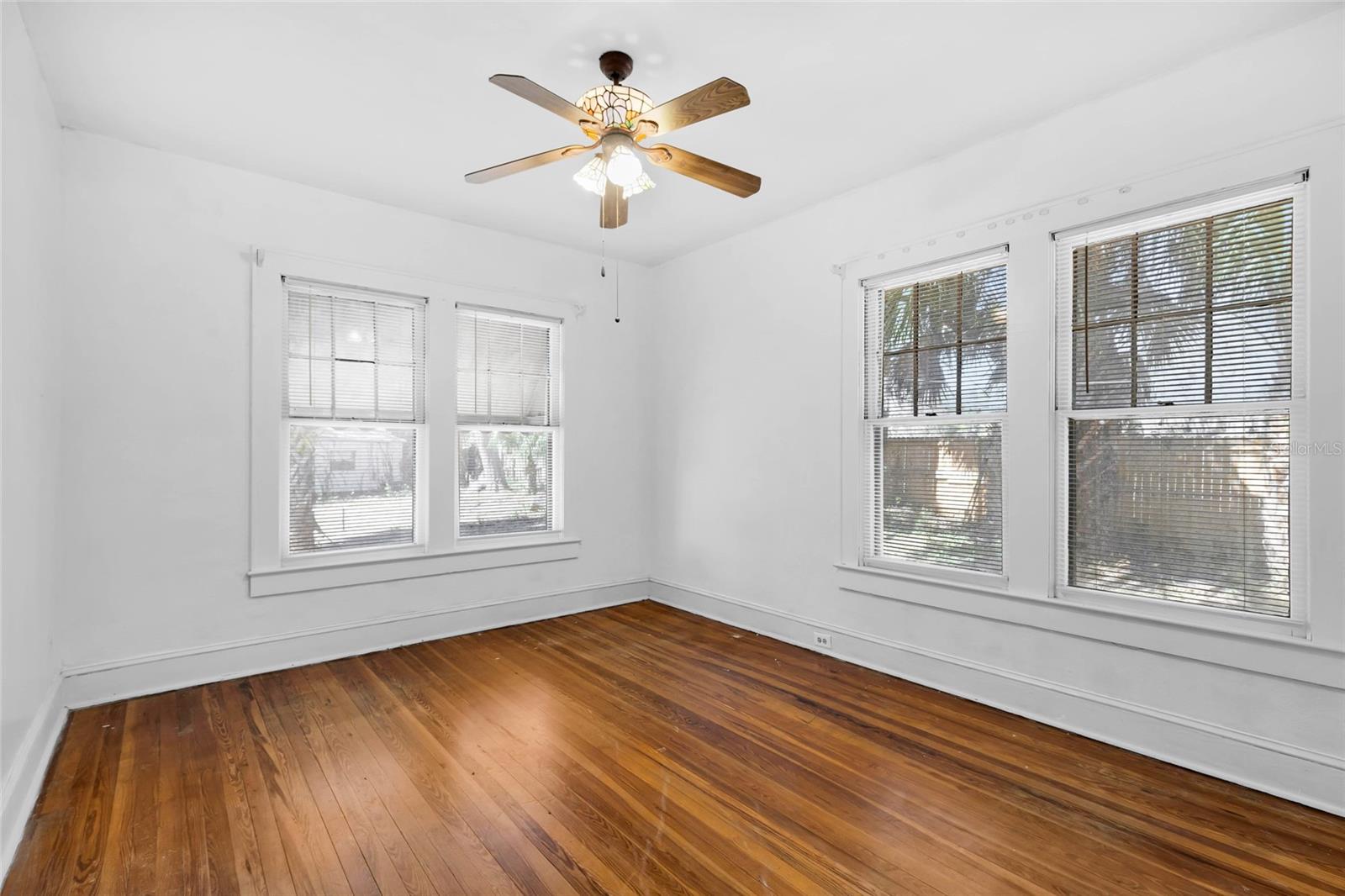 Image 31 of 39 For 1201 Sunshine Avenue