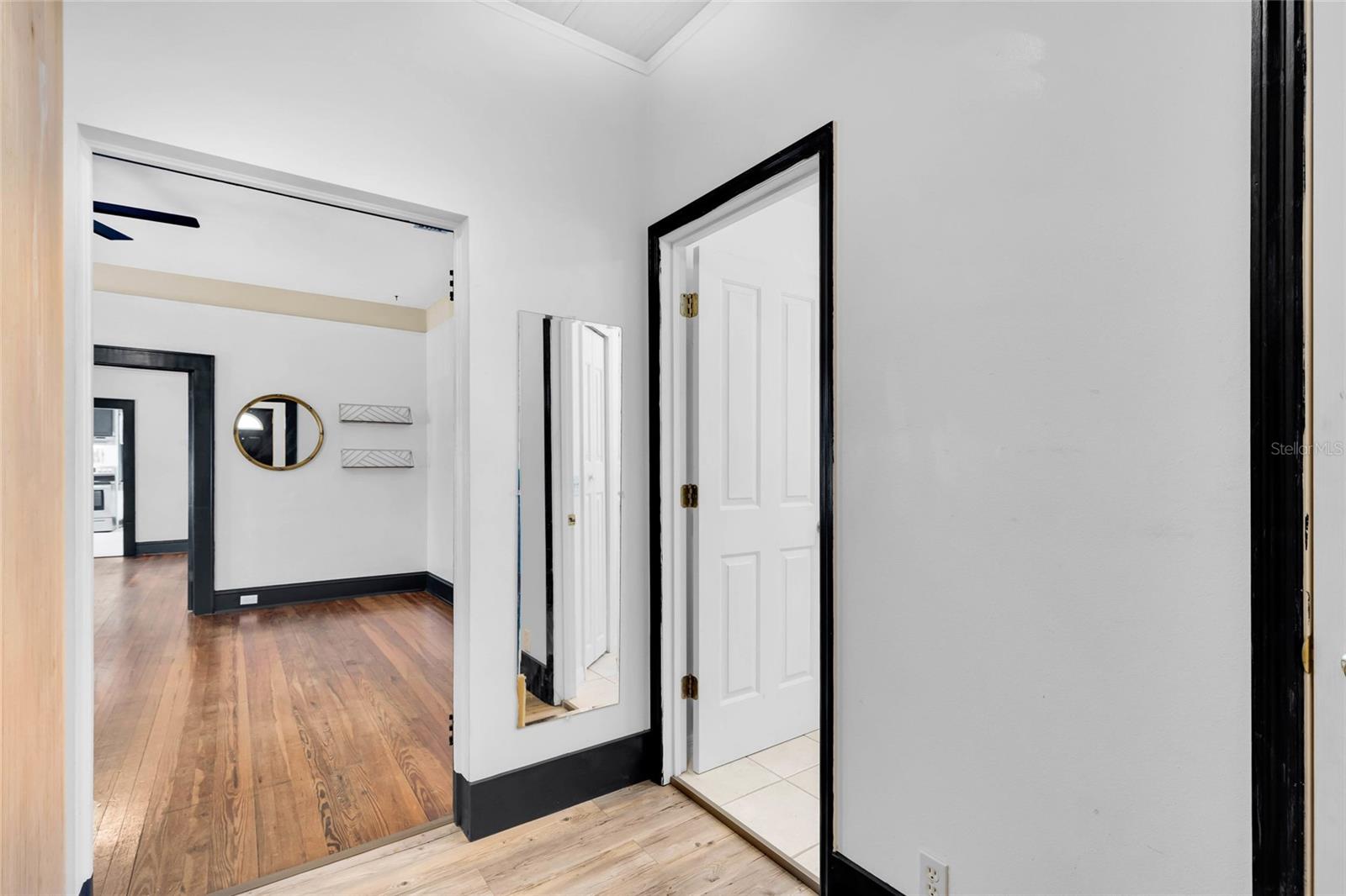 Image 35 of 39 For 1201 Sunshine Avenue