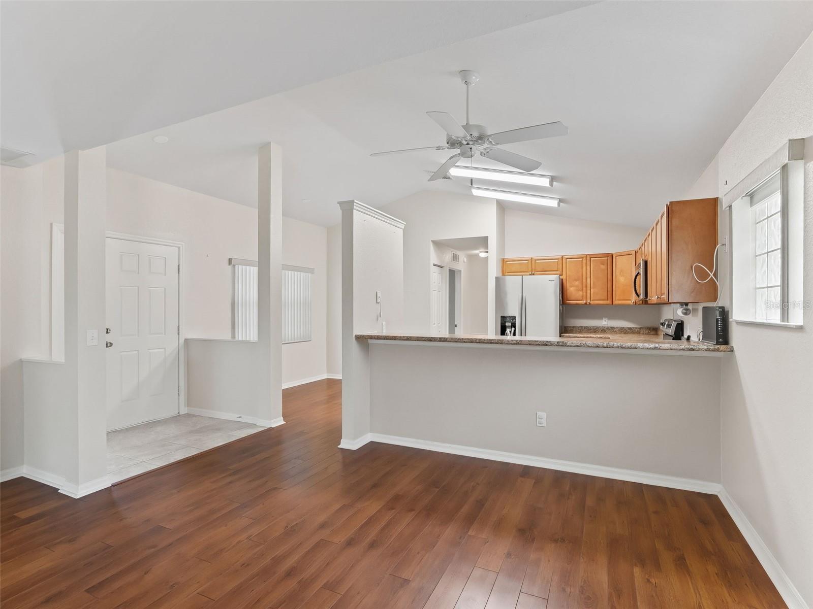 Image 11 of 57 For 17776 114th Avenue