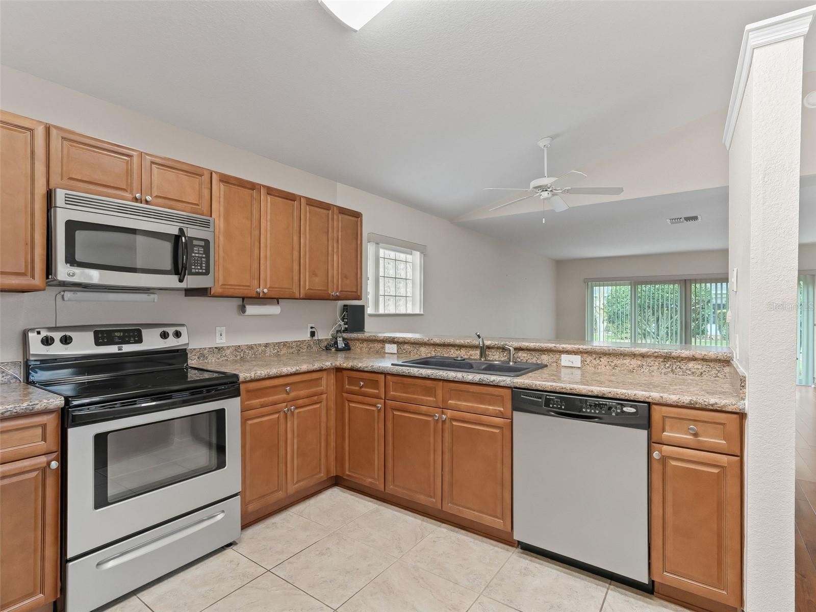 Image 14 of 57 For 17776 114th Avenue