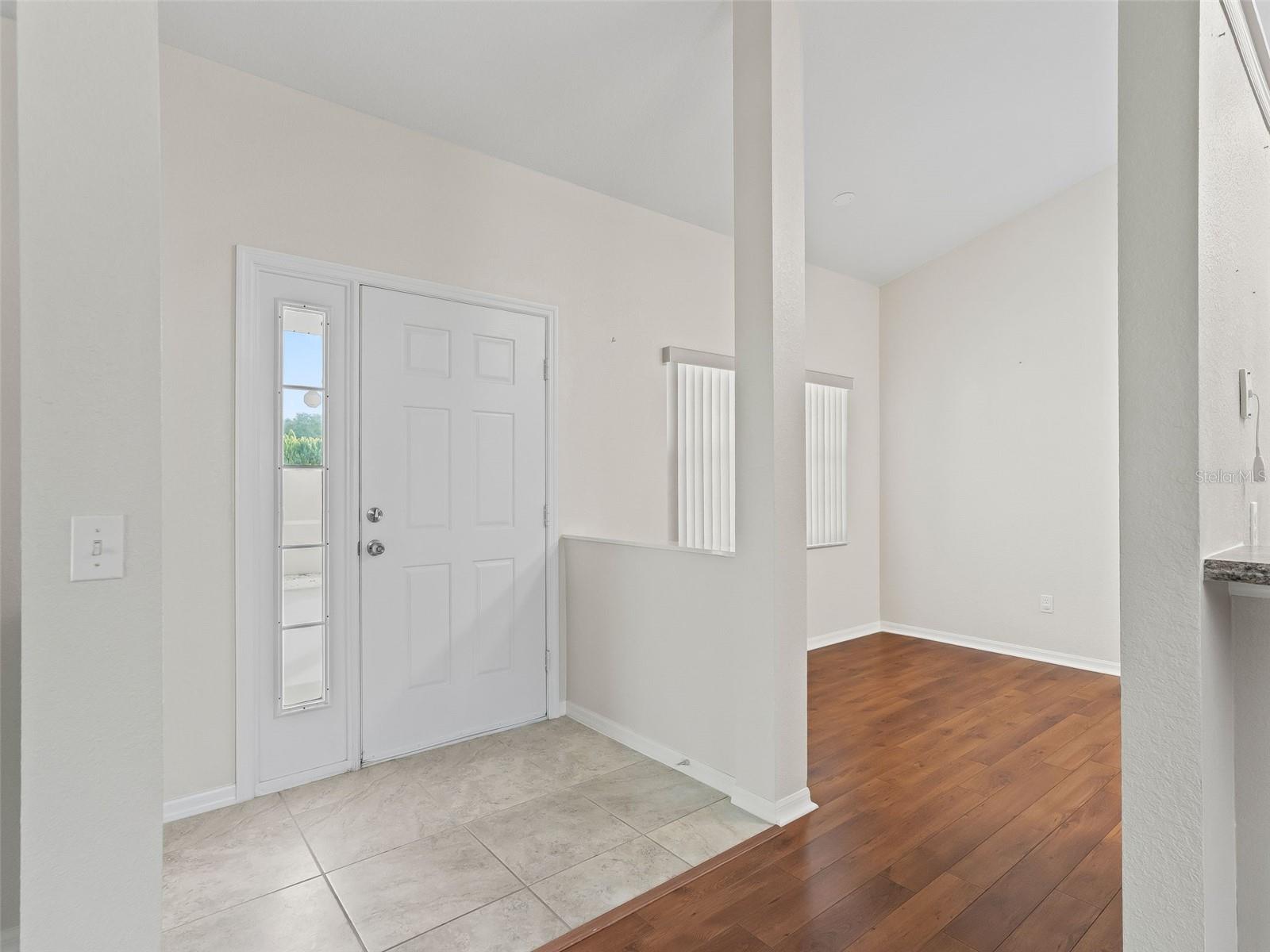 Image 8 of 57 For 17776 114th Avenue