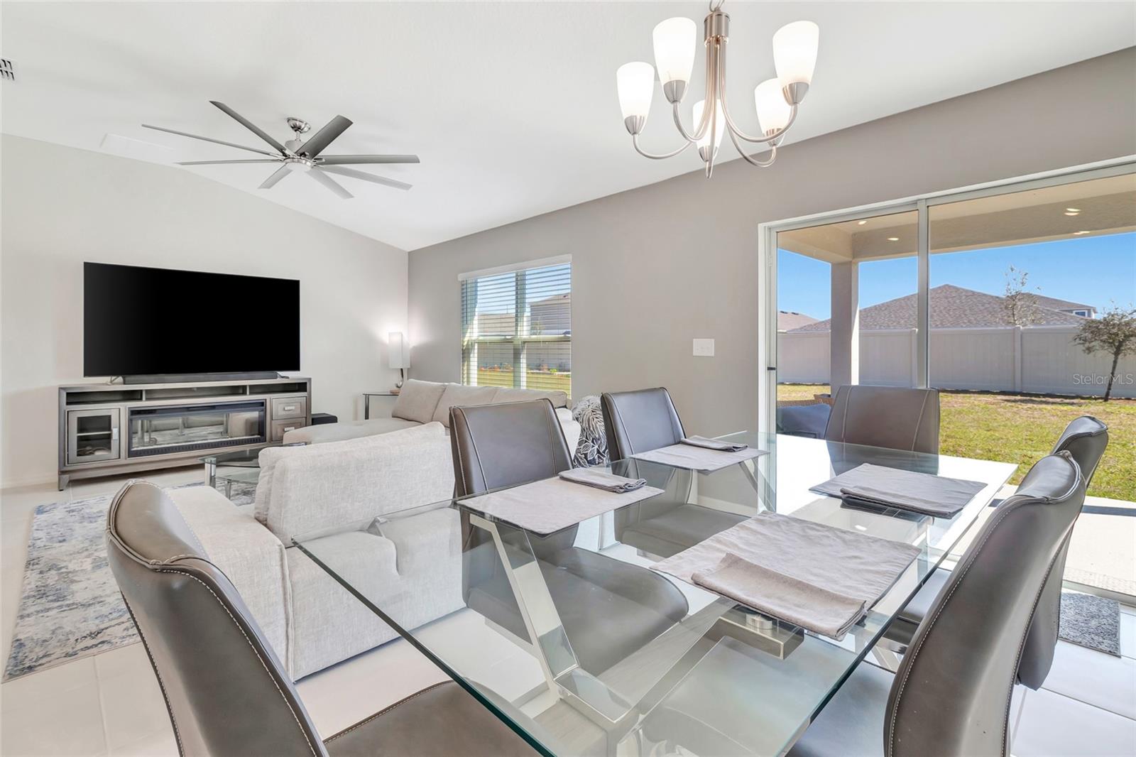 Image 7 of 34 For 232 Summerlin Loop