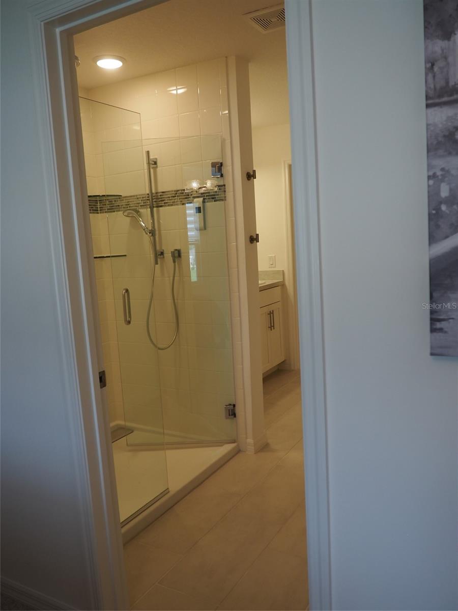 Image 21 of 39 For 216 Denali Street