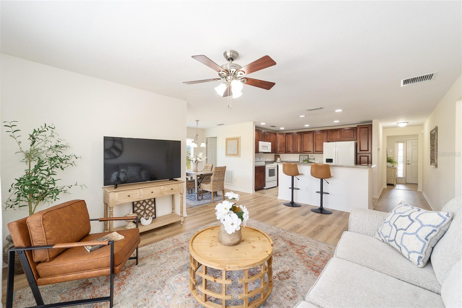 Image 10 of 52 For 5076 Neptune Circle