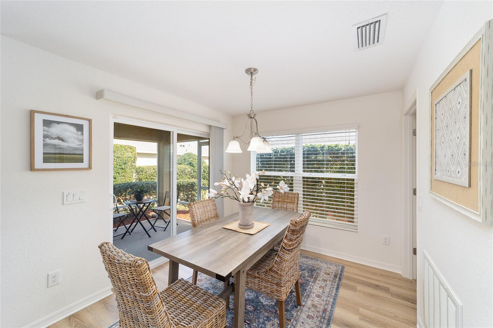 Image 19 of 52 For 5076 Neptune Circle