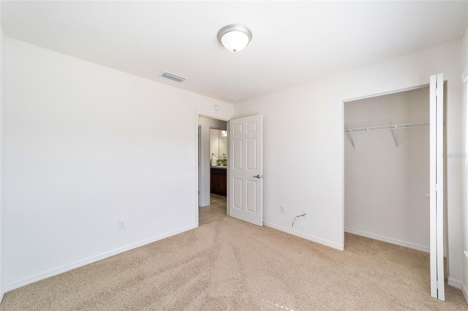 Image 30 of 52 For 5076 Neptune Circle