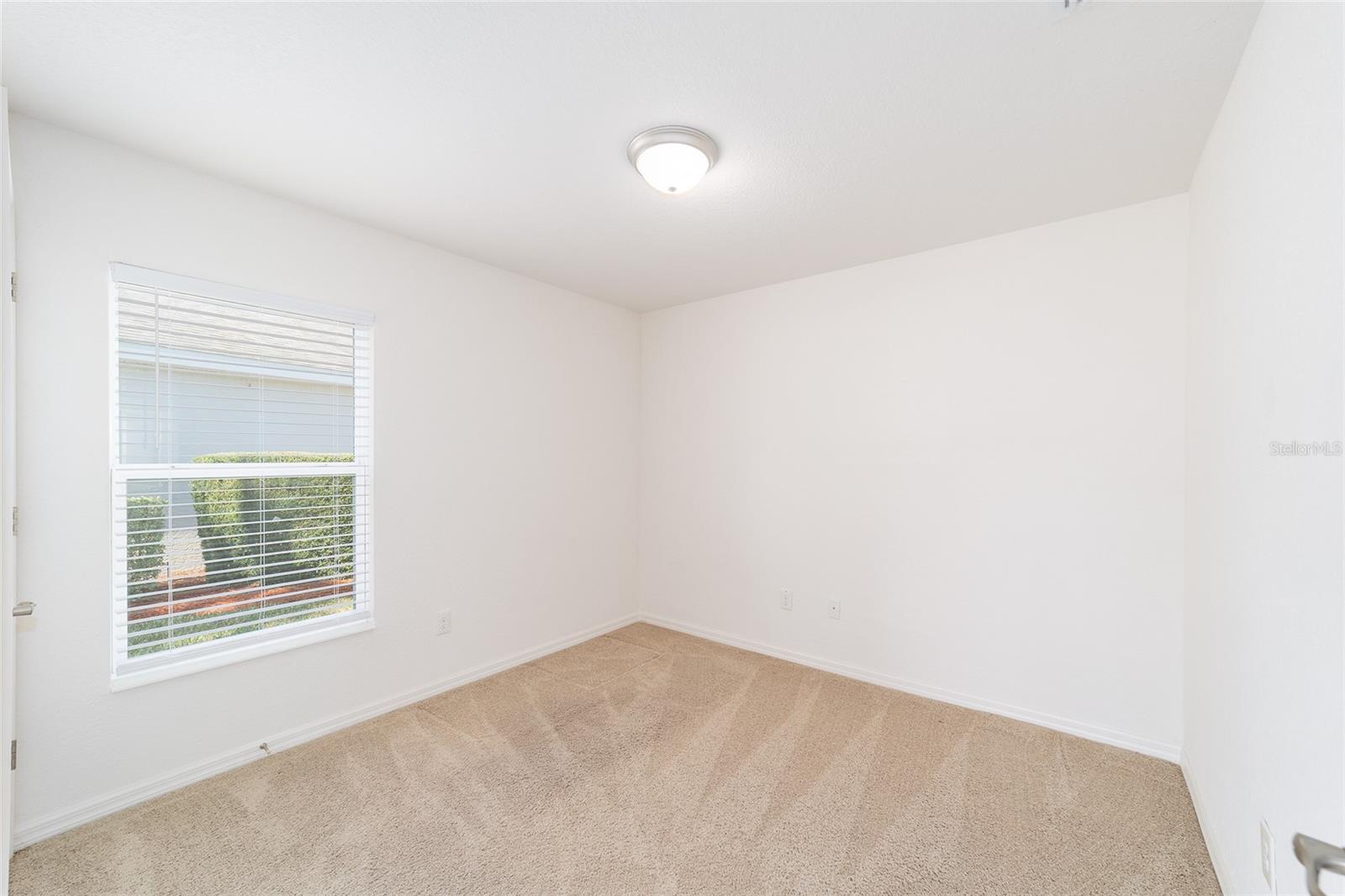 Image 33 of 52 For 5076 Neptune Circle