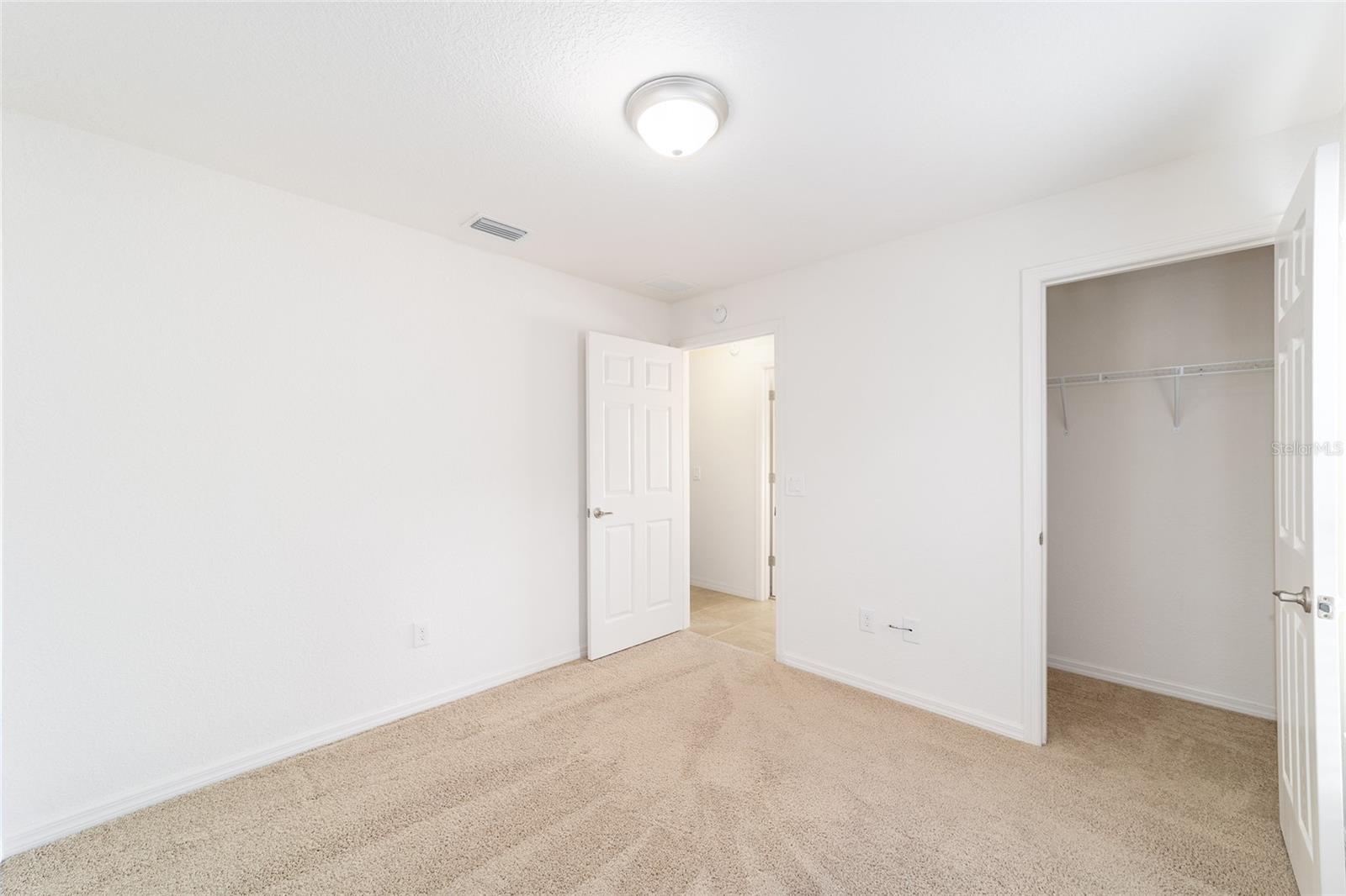 Image 34 of 52 For 5076 Neptune Circle