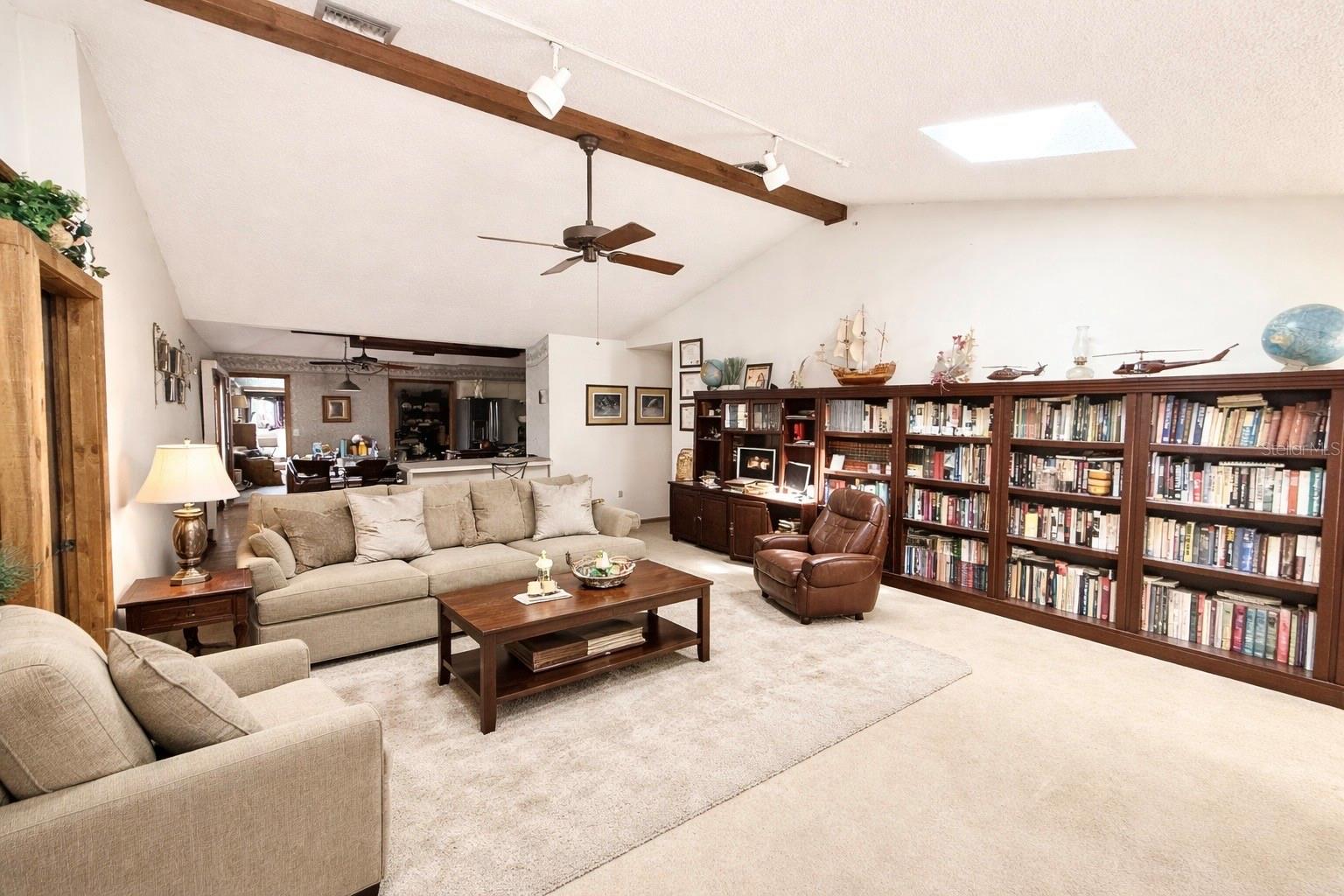 Image 17 of 39 For 1813 Maine Court