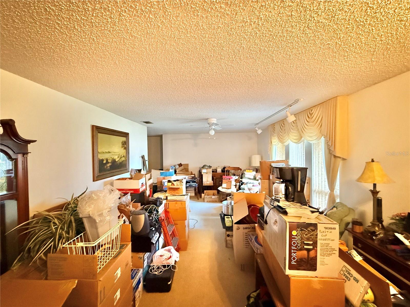 Image 23 of 39 For 1813 Maine Court